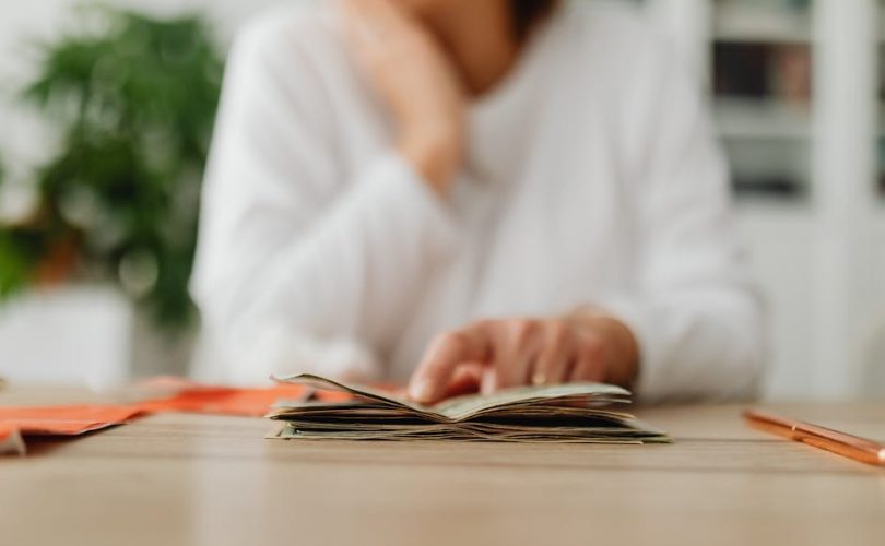 Most college budgeting advice is written by people who never actually struggled Most college budgeting advice is written by people who never actually struggled
