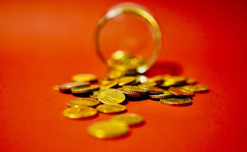 Sinking Funds Explained: How to Save for Big Purchases Without Debt