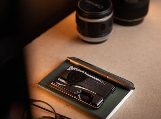 Financial Decluttering: How to Simplify Your Accounts, Subscriptions, and Spending