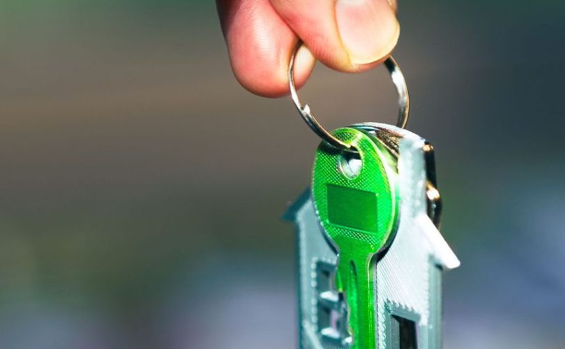 Pay Off Your Mortgage Early or Invest the Difference?