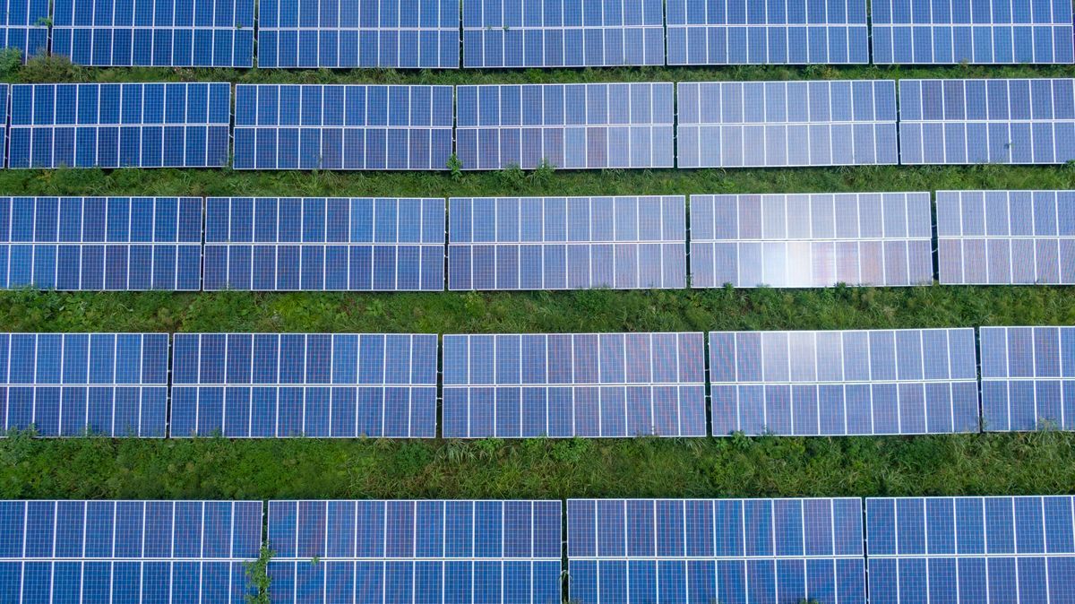 green energy solar esg investing