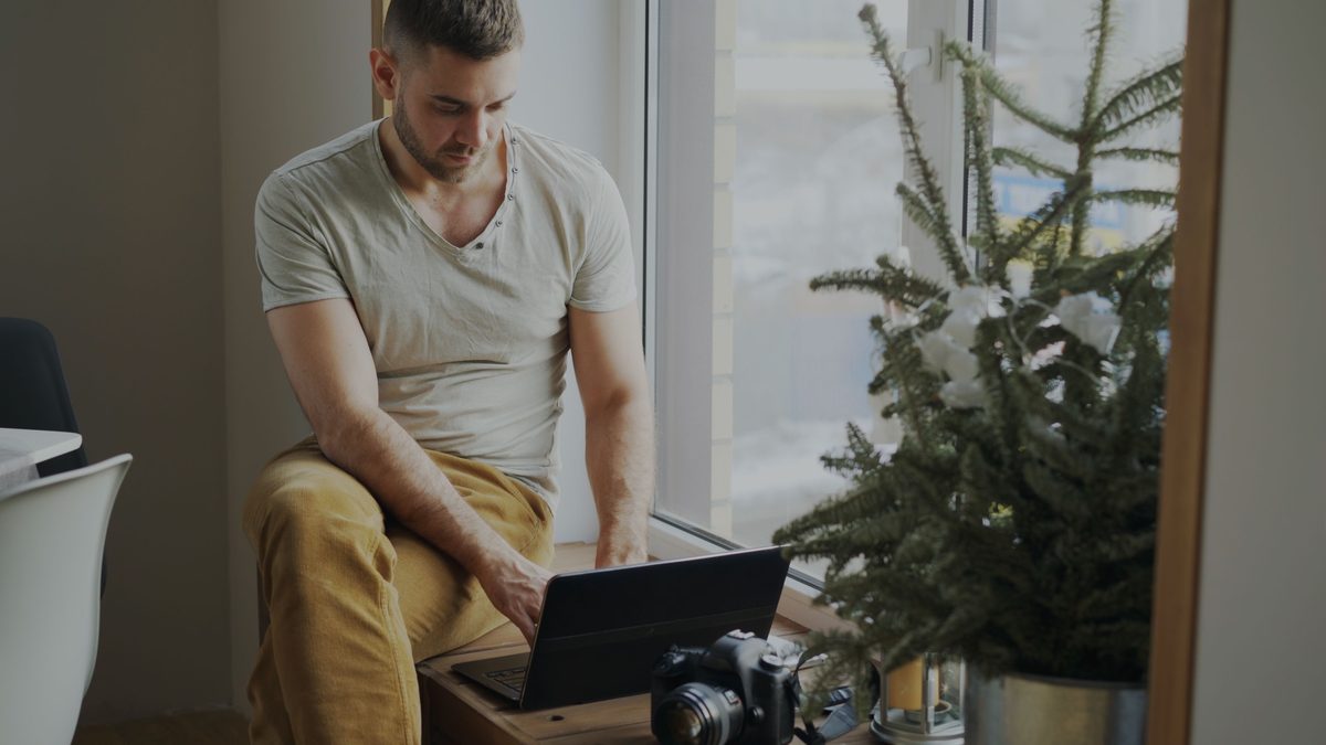 hobby income laptop