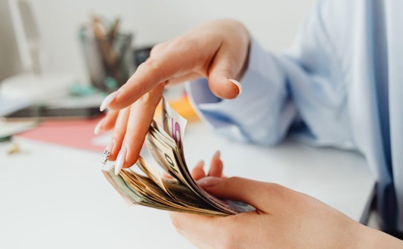 Financial Planning Tips For Young Couples: Young Couples’ Financial Plan: Merge Money Without Blowing It Financial Planning Tips For Young Couples: Young Couples’ Financial Plan: Merge Money Without Blowing It
