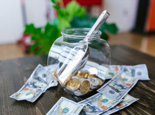 7 Frugal Living Hacks That Actually Work (Beyond Cutting Coffee)