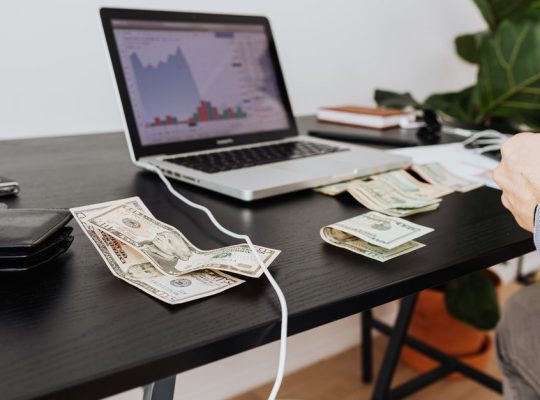 Fundrise Vs Crowdstreet: Fundrise vs. CrowdStreet: Which Platform Fits Your 2026 Real Estate Goals?