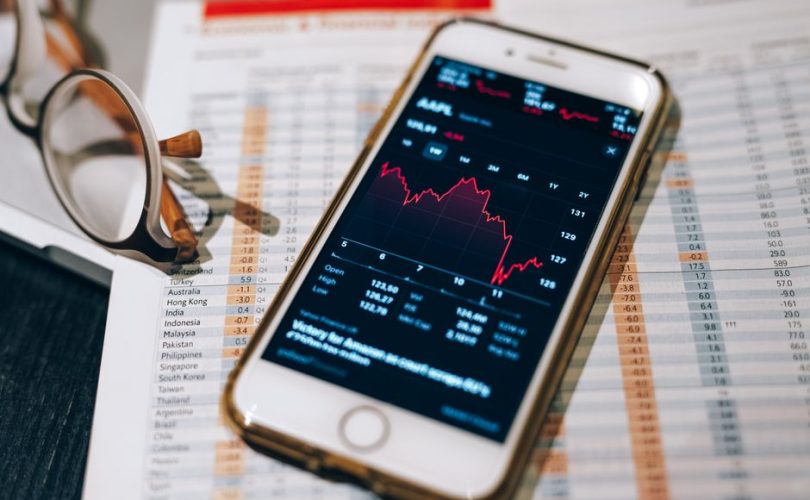 How to Start with Robo-Advisors for Small Portfolios