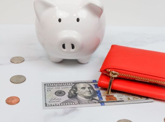 High-Yield Savings Accounts vs. CDs: Where Should Your Cash Live in 2026?