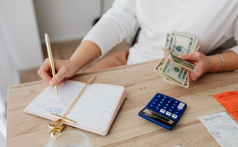 Turbotax Deluxe Vs H&R Block Premium Small Business: TurboTax Deluxe vs. H&R Block Premium: Small Business Verdict